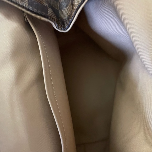 Louis Vuitton Clapton backpack - Picture 3 of 12